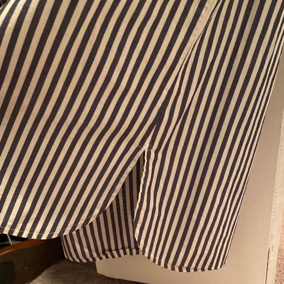 Long button down shirt - Picture 3 of 3